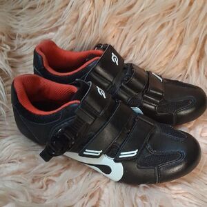 Peleton Womens Black and Red Athletic Cycling Shoes Size 38 (7.5-8)